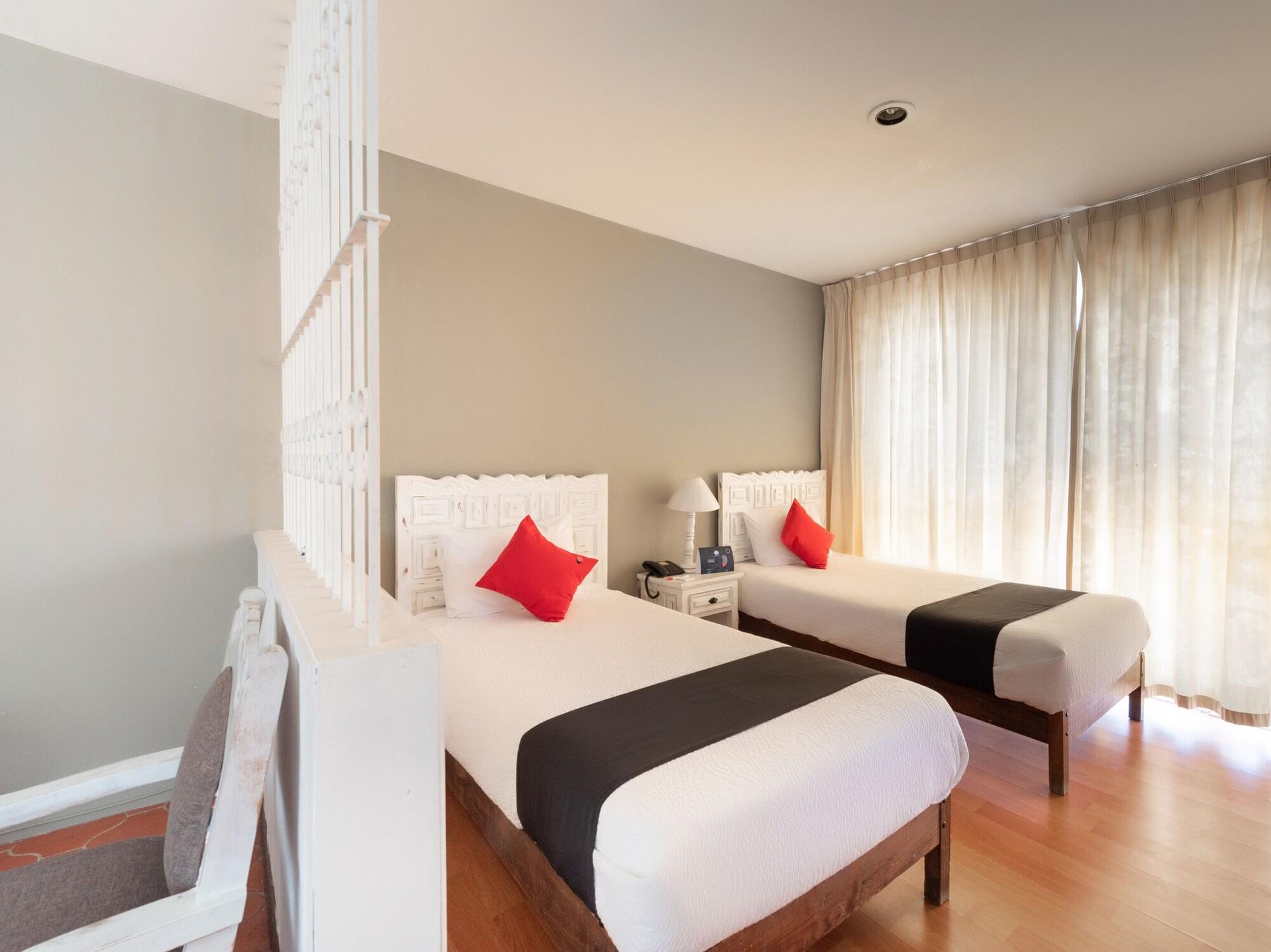 Suites Internacional 萨波潘 外观 照片