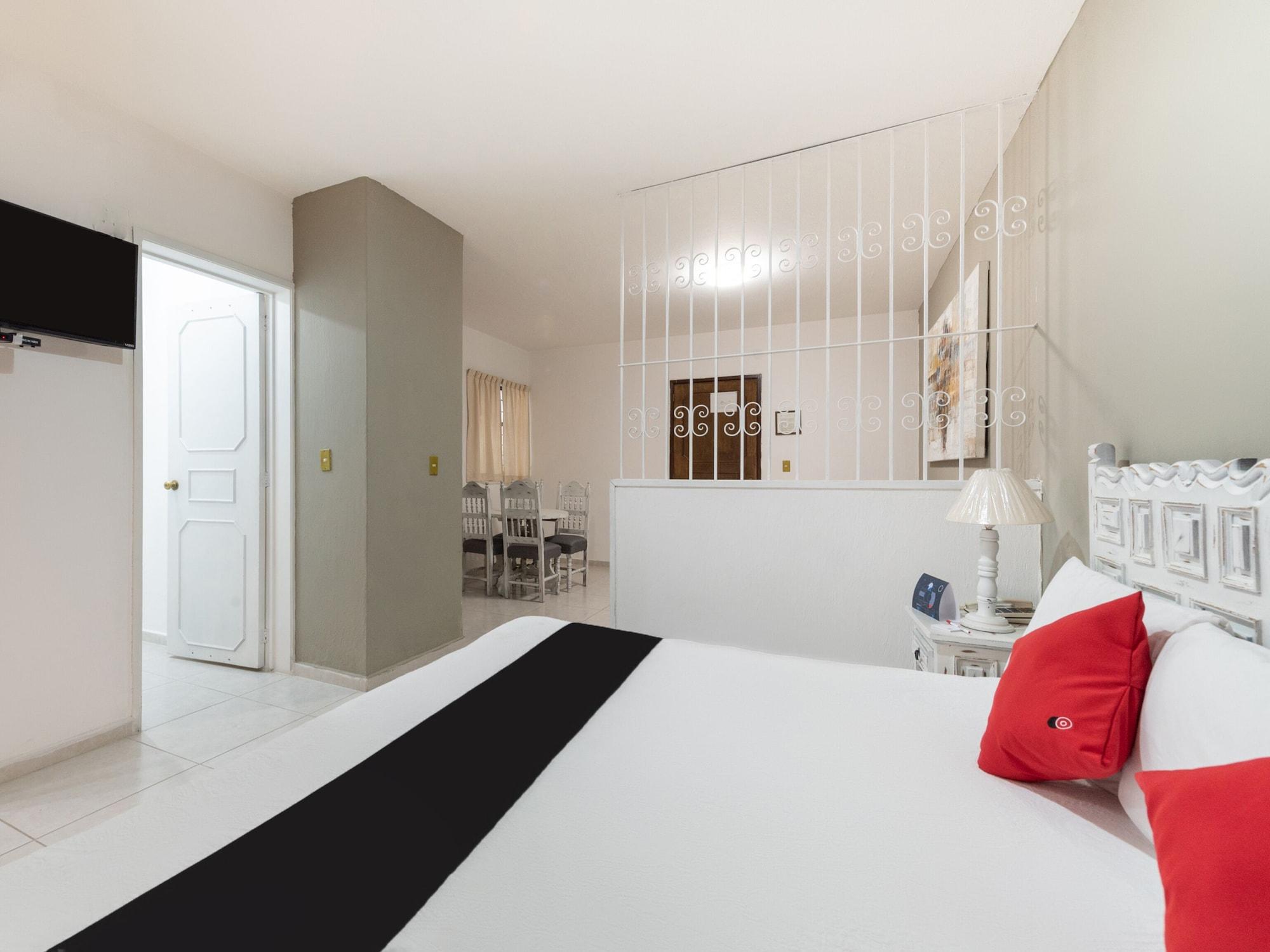Suites Internacional 萨波潘 外观 照片