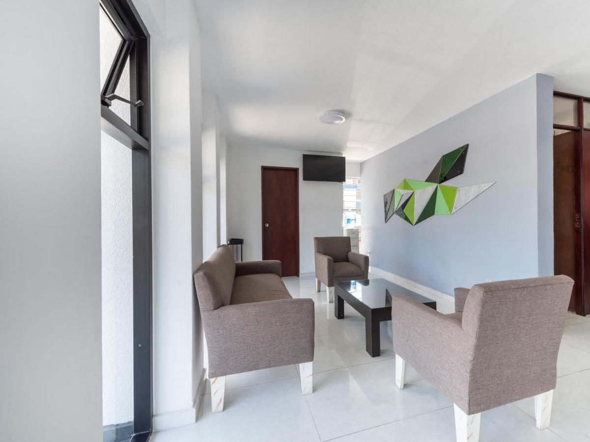 Suites Internacional 萨波潘 外观 照片